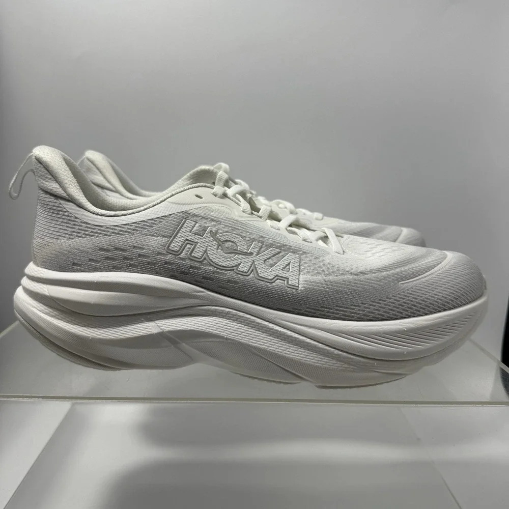 Brand New Hoka One One Skyflow White 1155111 FCG Running Shoes Men's Size 9.5
